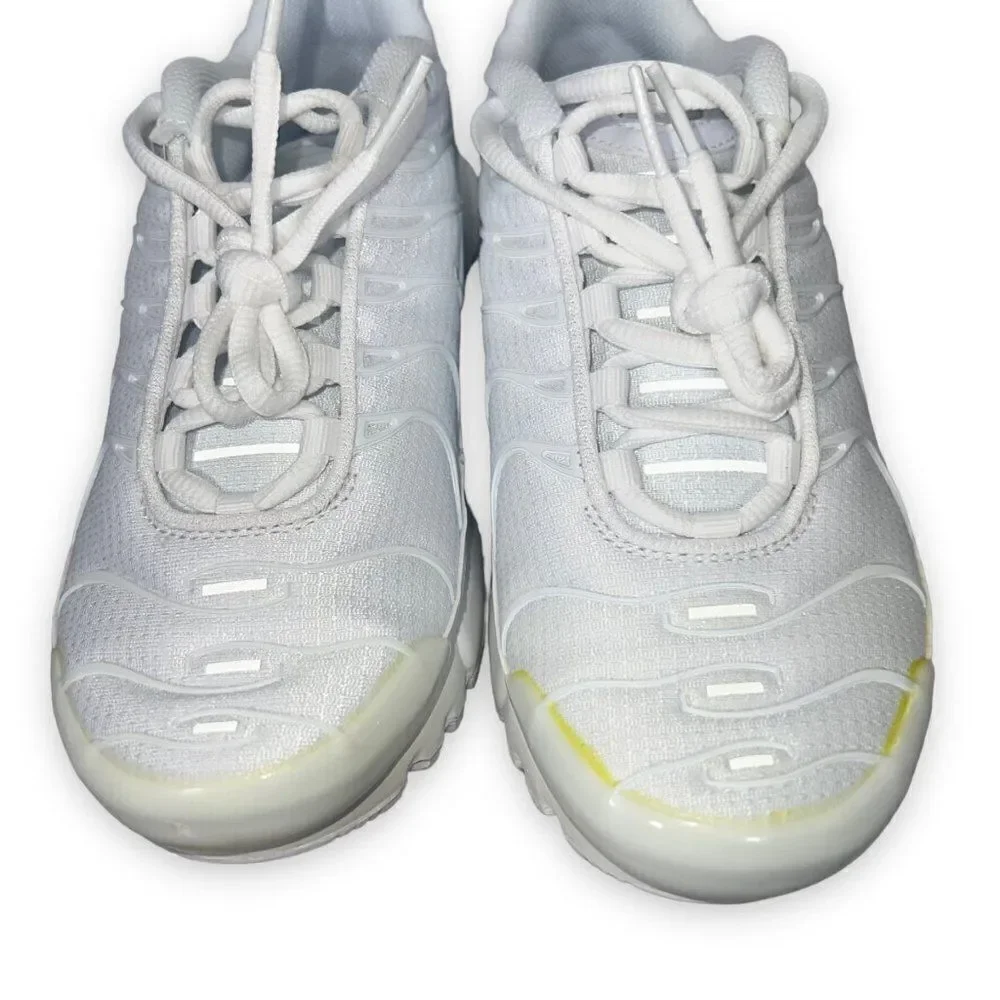 Nike Air Max Plus‎ GS 'White Metallic Silver' AR1852-100 Youth 4.5 Women's 6
